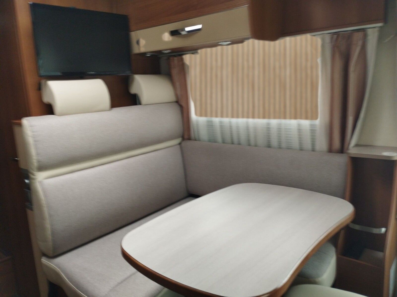 Fahrzeugabbildung Knaus Van i 600 ME Solar, SAT & TV, Markise