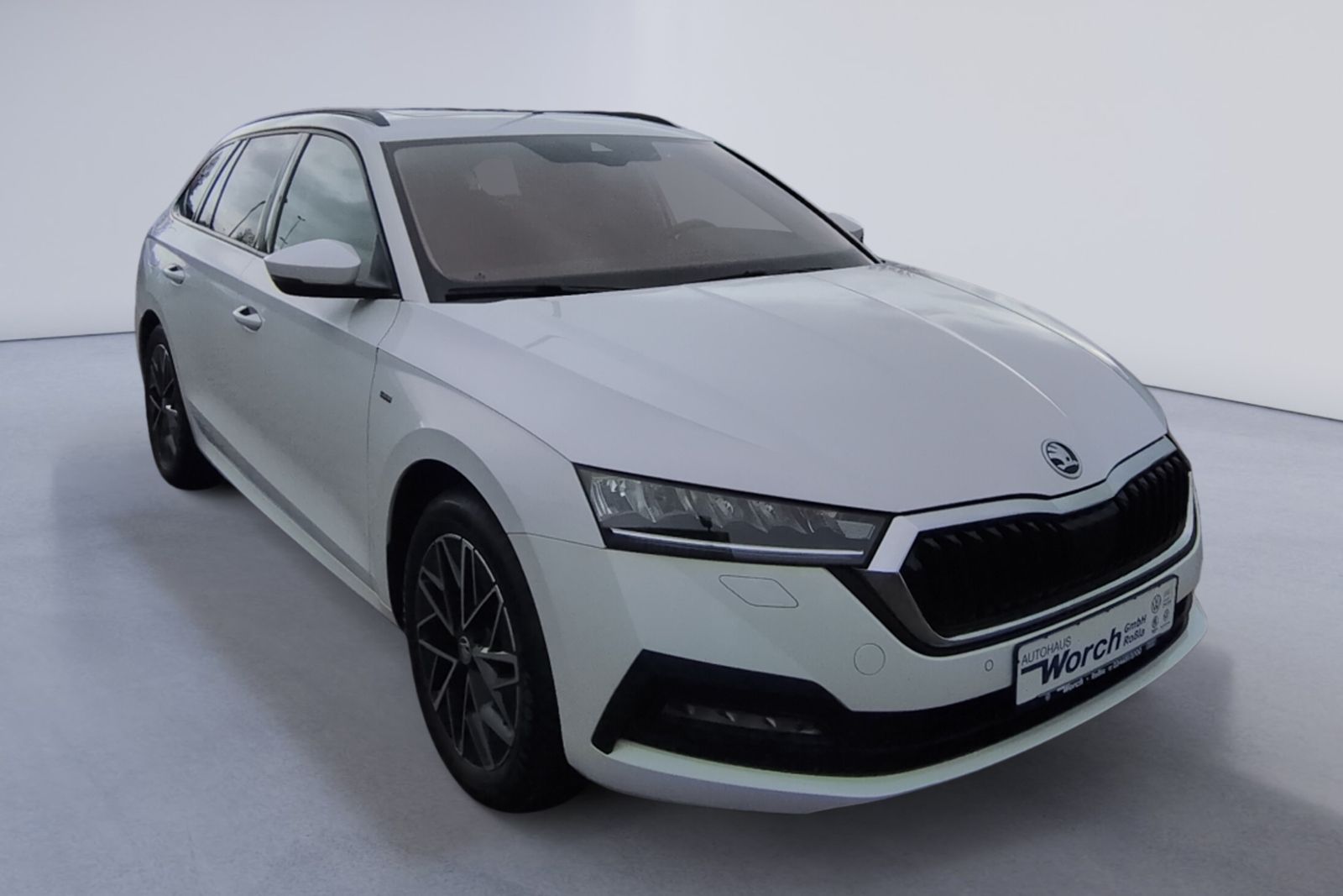 Octavia Combi 2.0 TDI DSG Clever PANO+KAMERA