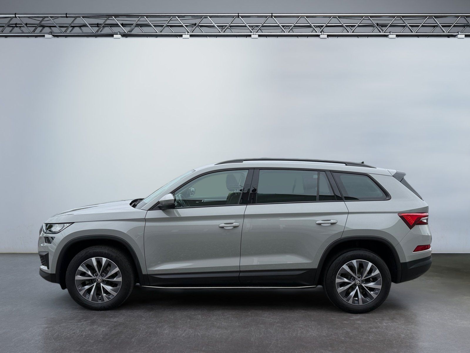Skoda Kodiaq 1.5 TSI DSG Fernlichtassistent imagem 3