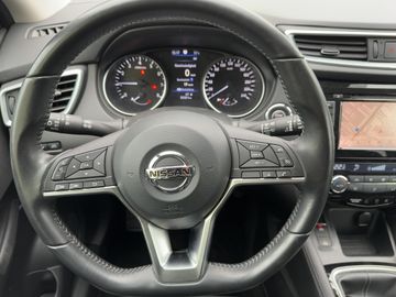 Nissan Qashqai 1.3 DIG-T N-CONNECTA 140PS LED NAVI