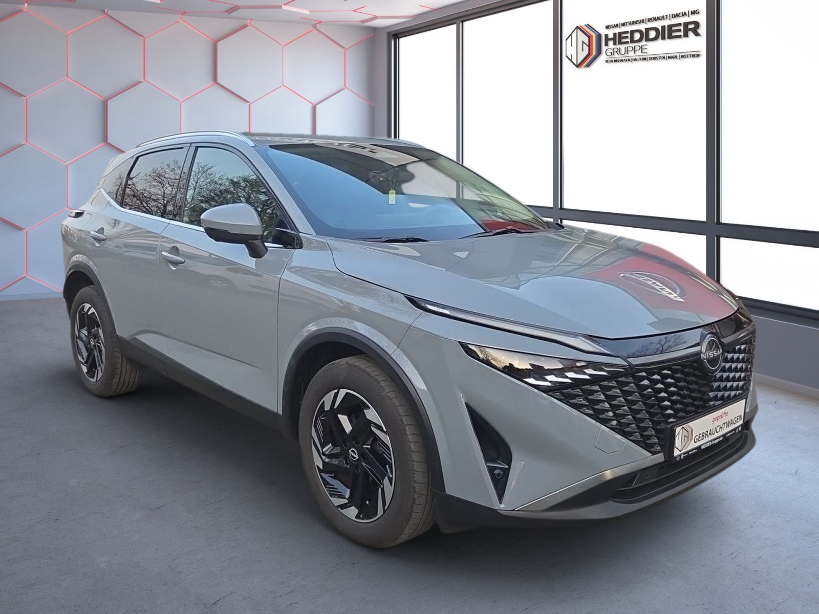 Fahrzeugabbildung Nissan Qashqai 1.3 DIG-T MHEV N-Connecta 158 PS Autom.