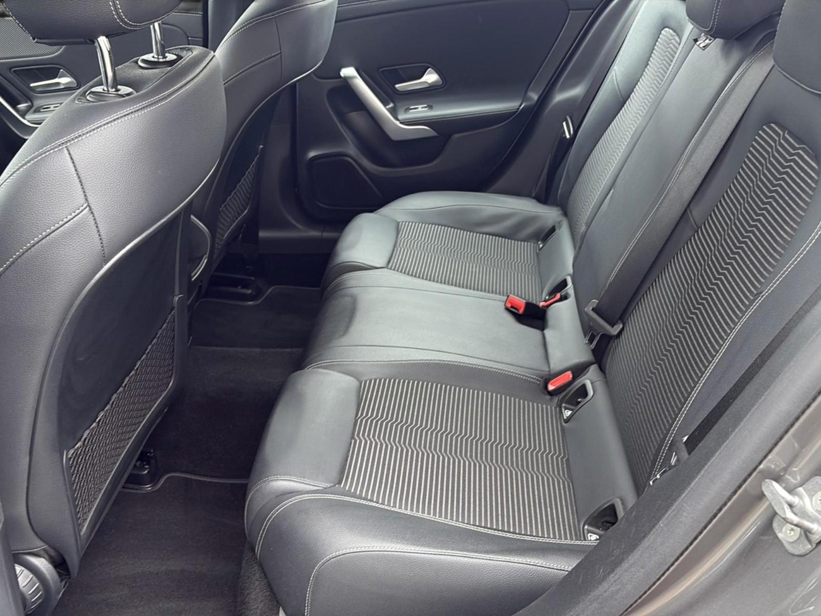 Mercedes-Benz CLA 200 SB Progressive Navi*Teilleder*DAB*1Hand, миниатюра 19