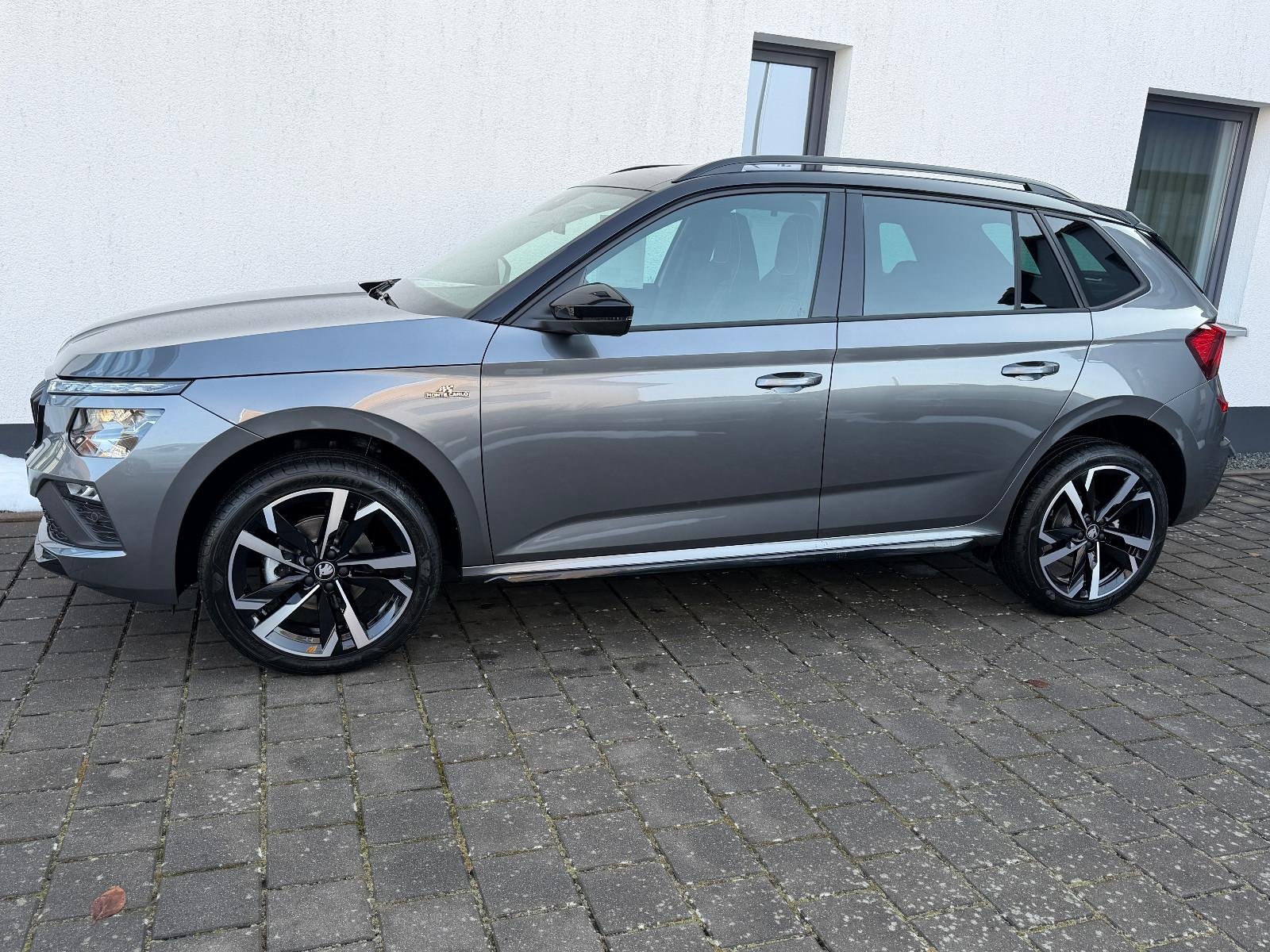 Skoda Kamiq 1.5 TSI DSG Monte Carlo AHK,18",Pano,5/100