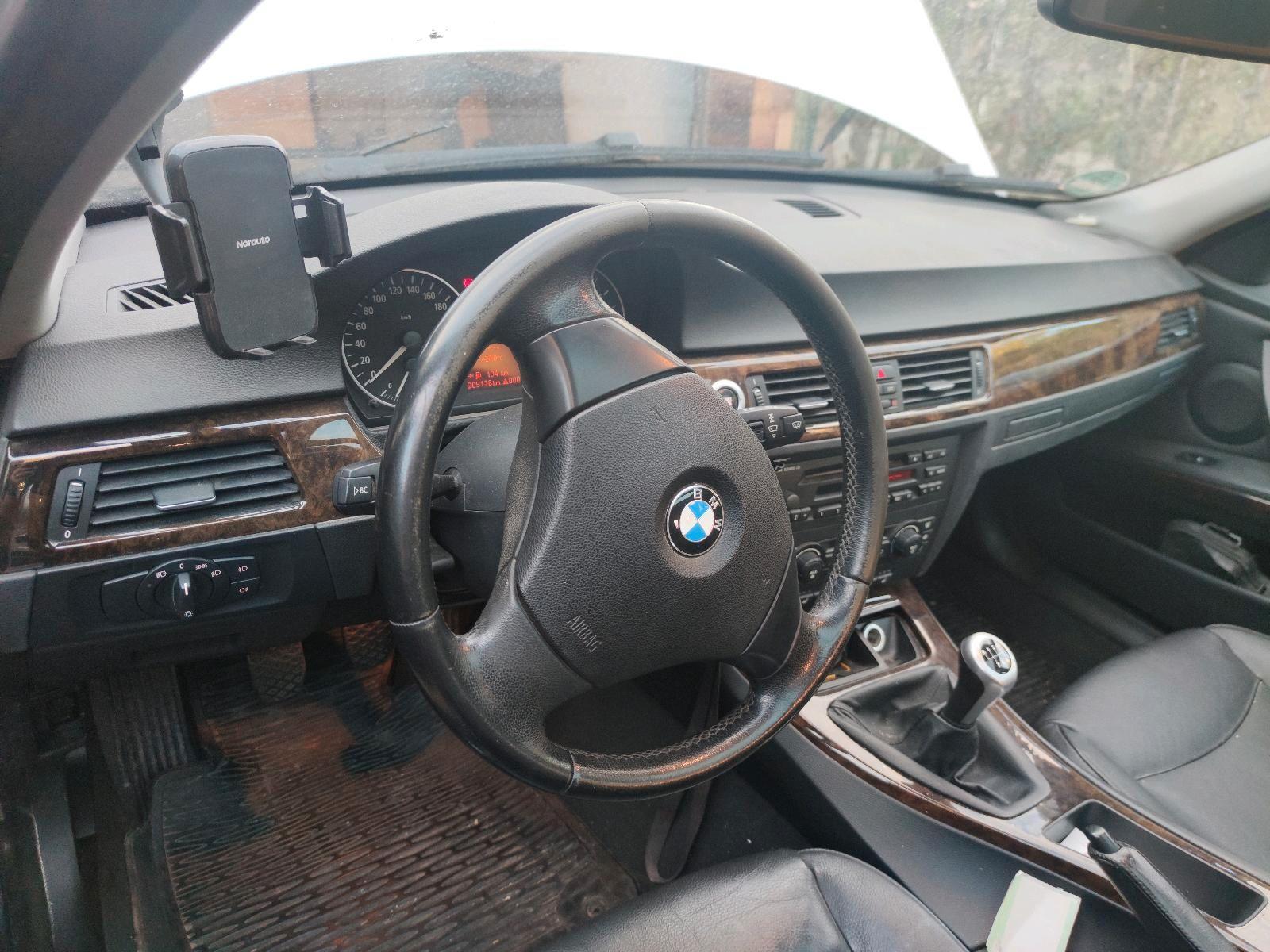 BMW 320 2006 — photo 7