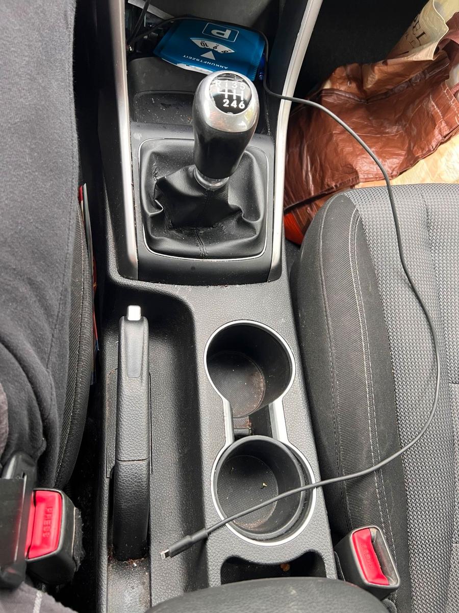 Hyundai i30 2015 — photo 14