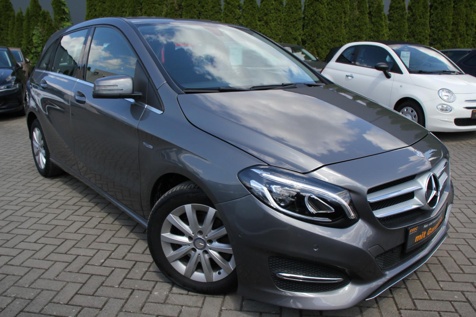Mercedes-Benz B 180 B -Klasse Aut. Klima/Navi/Sitzhz/Tempomat