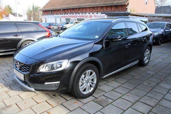 Volvo V60 Cross Country D4 Geartronic Plus BiXenon Nav