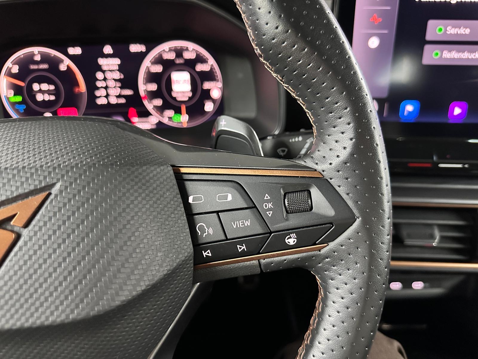 CUPRA LEON SPORTSTOURER E-HYBRID 204ch DSG - ATTELAGE PIVOTANT - COCKPIT NUMÉRIQUE - ACC - CAMÉRA DE RECUL - SIÈGES CHAUFFANTS