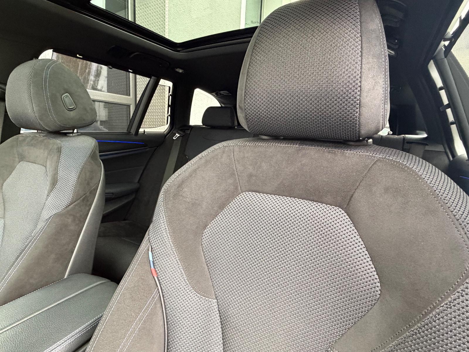 BMW 520dA xD*ACC*M SPORT*PANO*LASER*KAM*HEAD UP*KEY*