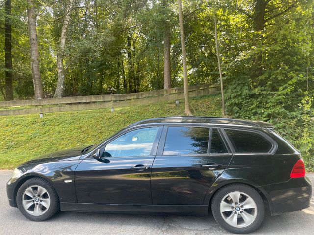 BMW 320 Baureihe 3 Touring 320d Automatik