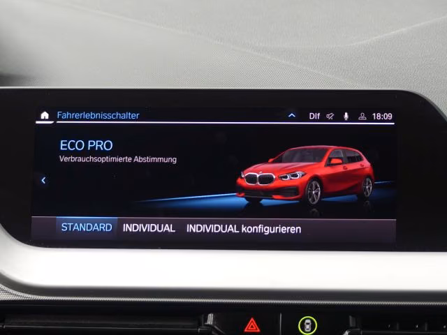 BMW 118 i Advant. NAVI°LED-Sw°Parkass.+Rfcam°2xSpur, миниатюра 27