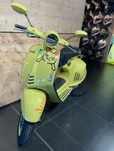 Vespa 946 10° Anniversario 125 // Limited Edition - VESPA 946 10 ANNIVERSARIO