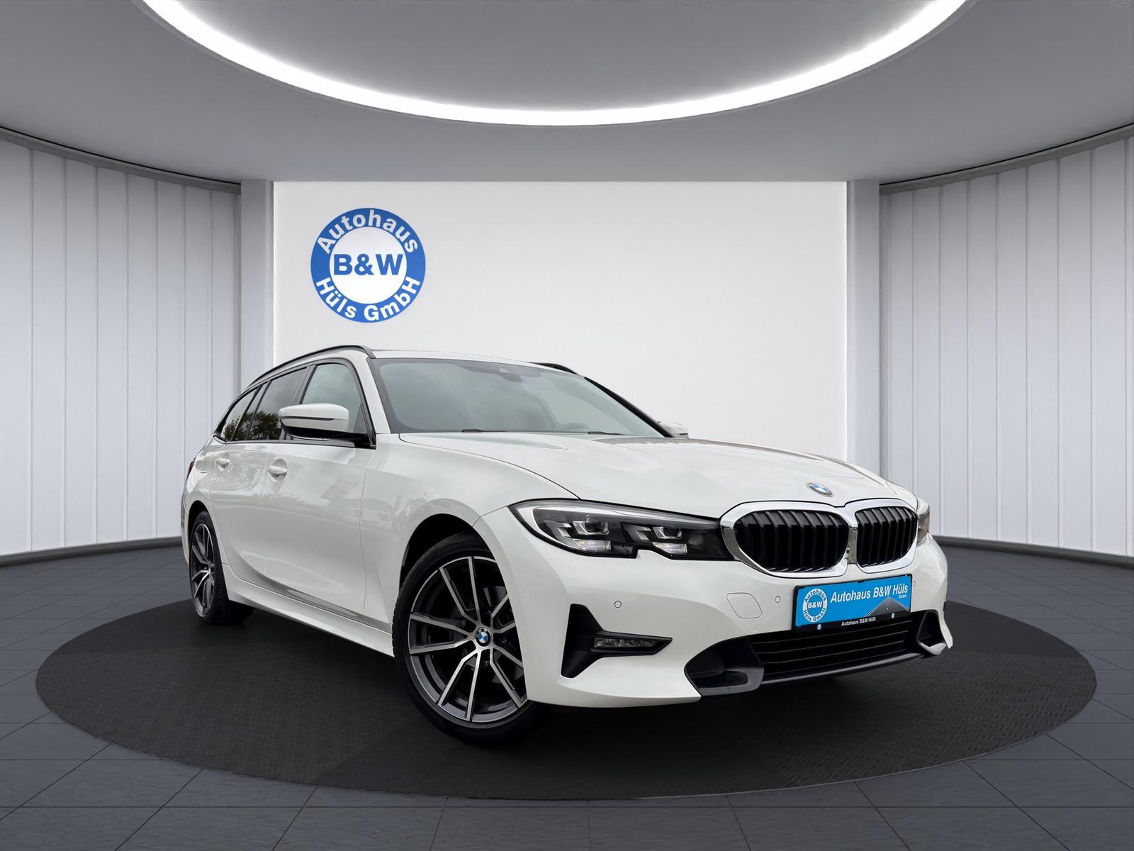 BMW 320 d Sport Line*LIVE*LED*SHZ*NAVI*AHK*1.HAND