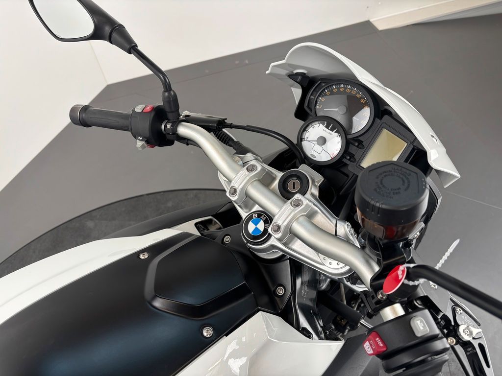 Fahrzeugabbildung BMW F 800 R *1.HAND *SERVICE NEU