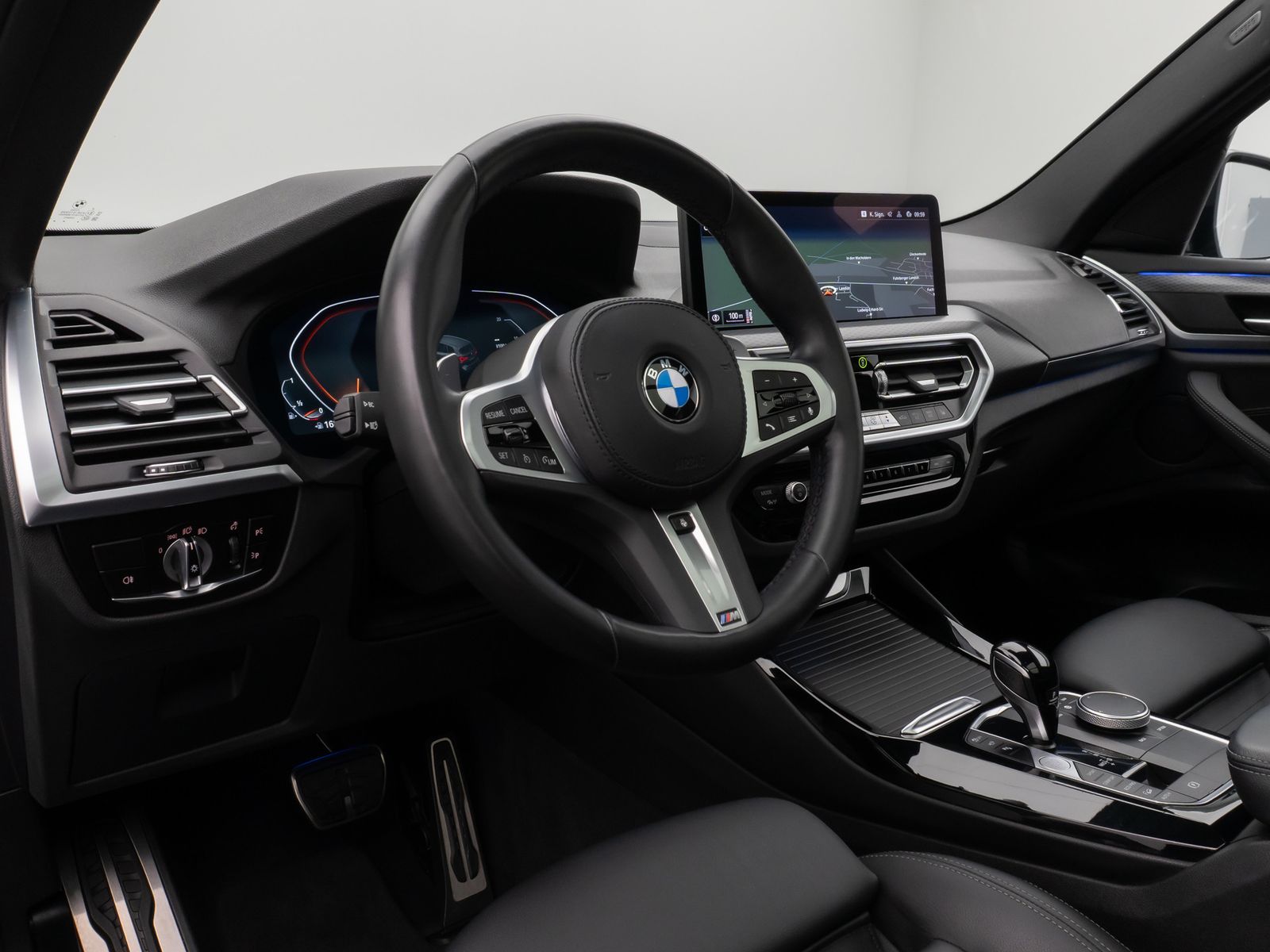 Fahrzeugabbildung BMW X3 xD20i M Sport Panorama 360°DAB Komfort 21Zoll