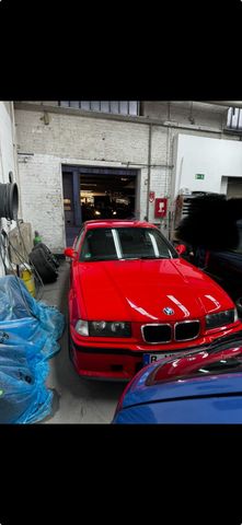 BMW e36 320i Facelift  Tausch Original M -...