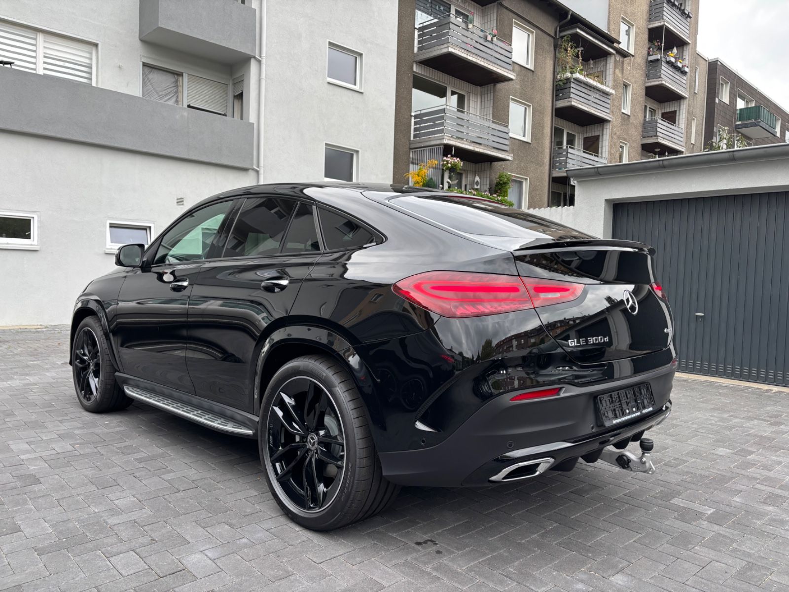 Mercedes-Benz GLE 300d Coupé 4MATIC Softclose HUD Burmes PANO foto 3