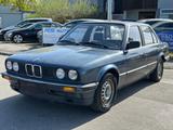 BMW 318 TÜV NEU*WENIG KM* - BMW 318 aus 1985