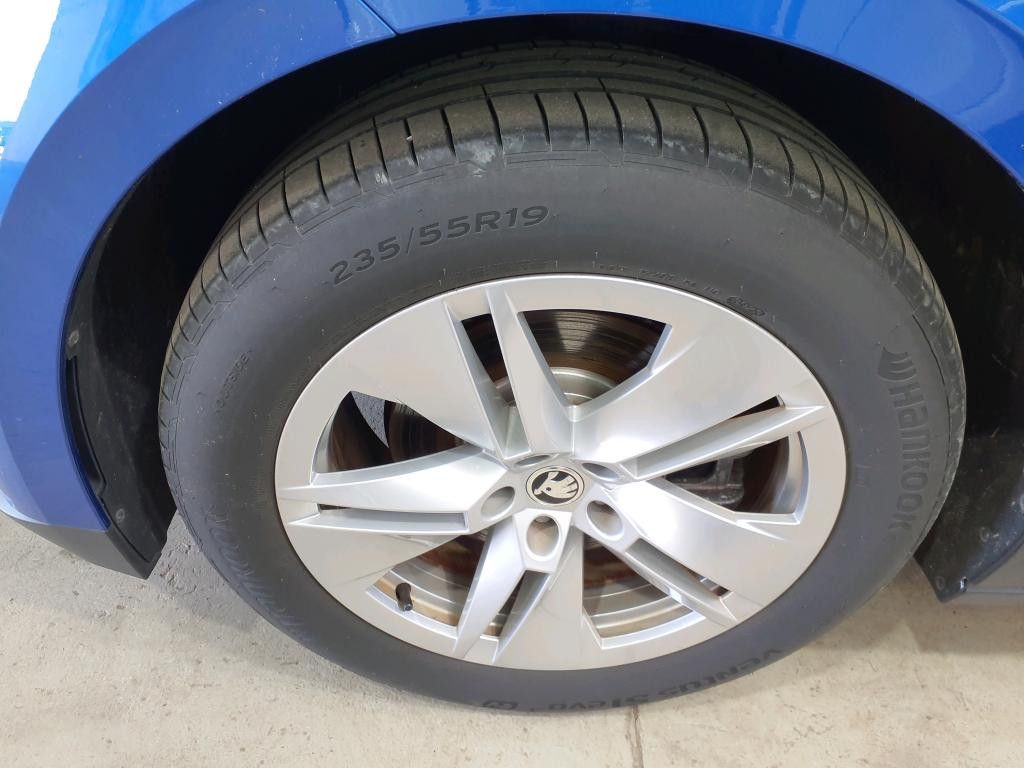 Skoda Enyaq 50 Loft+SHZ imagem 3
