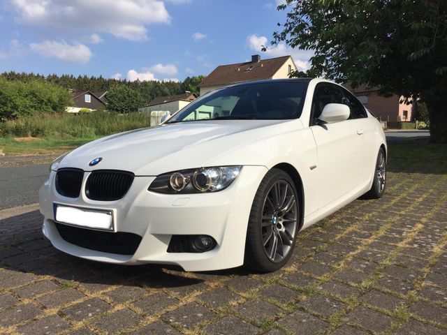 BMW E92 320d Coupé // M-Paket // 335i Look