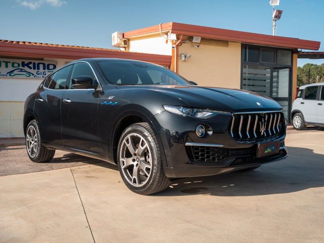 Altele Maserati Levante 330 CV MHEV AWD GT