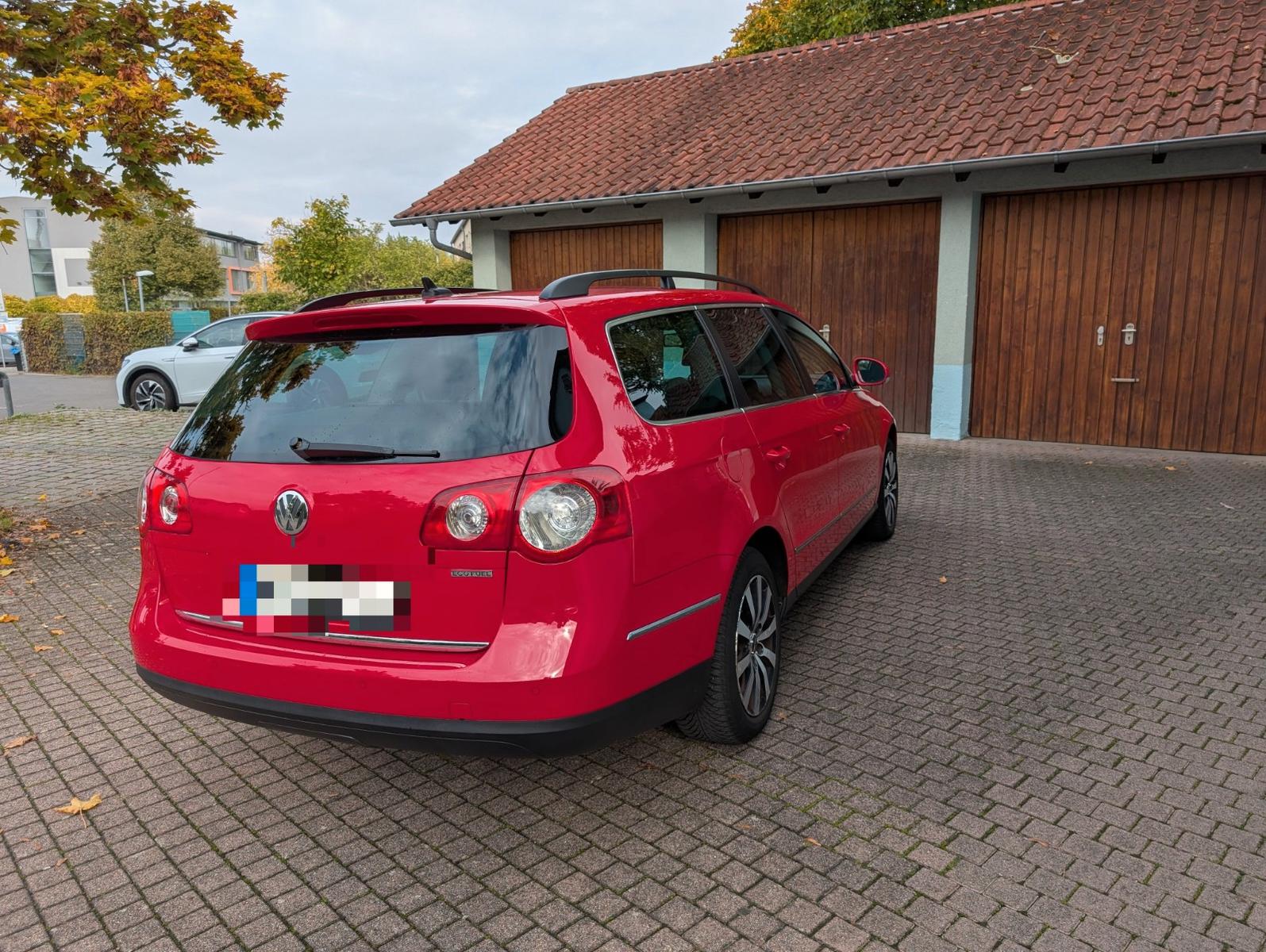 Volkswagen Passat 2009 — engine 1.390 cm³, 150 HP (110kW)