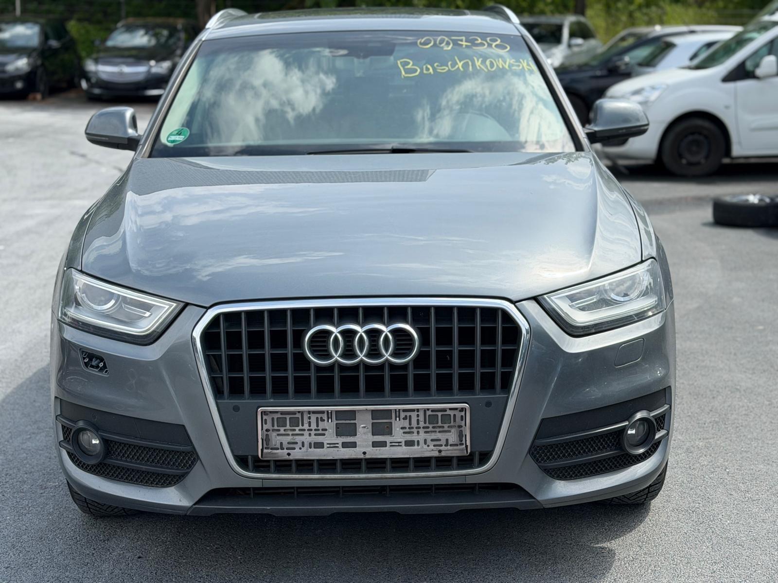 Audi Q3 2.0 TFSI quattro - XENON - MOTOR UNRUHIG !!!