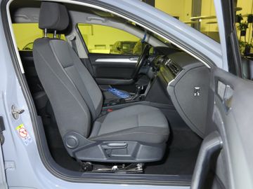 Volkswagen Passat Variant - 11