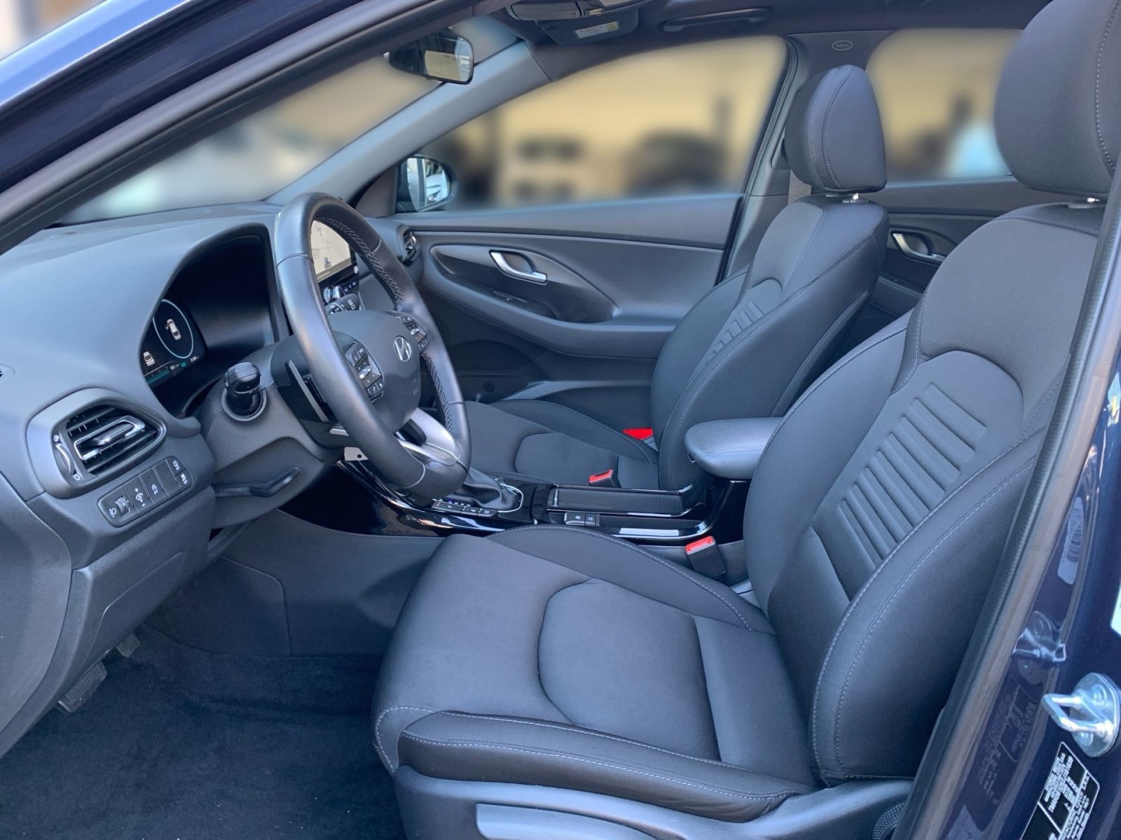 Fahrzeugabbildung Hyundai i30 Kombi 1.5 T-GDI 7-DCT Advantage Mild-Hybrid