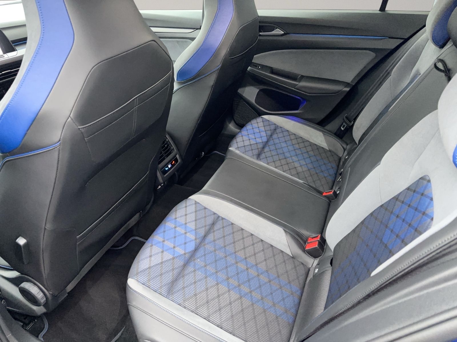 Golf R Performance 4MOTION, Keyless, Rearview, W