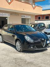 Alfa Romeo Giulietta 1.6 JTDm TCT 120 CV Sportiv - Alfa Romeo Giulietta mit Halbautomatikschaltung
