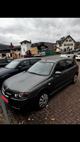 Nissan Almera 2006