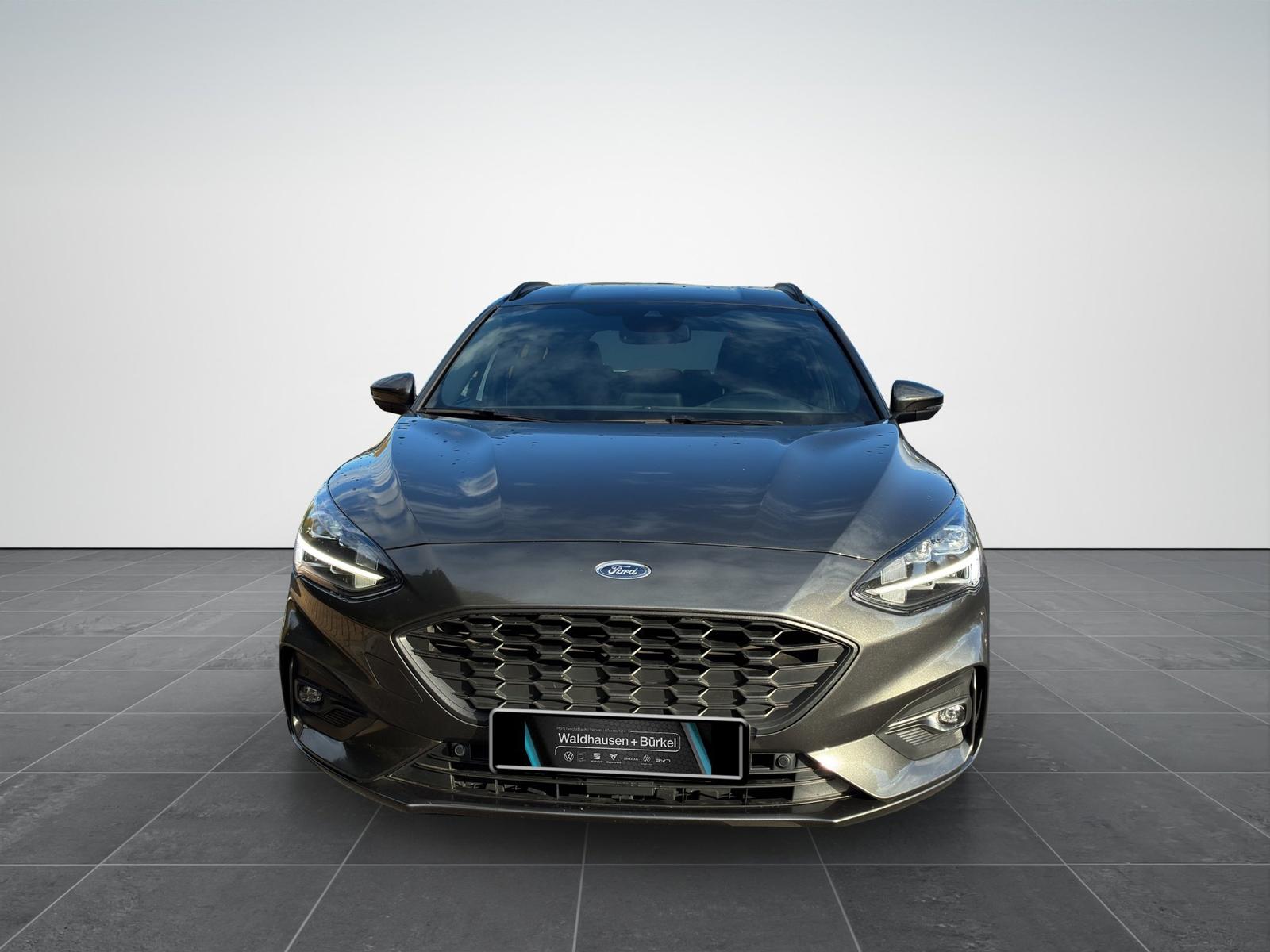 Ford Focus Turnier ST-Line LED|R-Kam.|SHZ|KeyLess|PDC