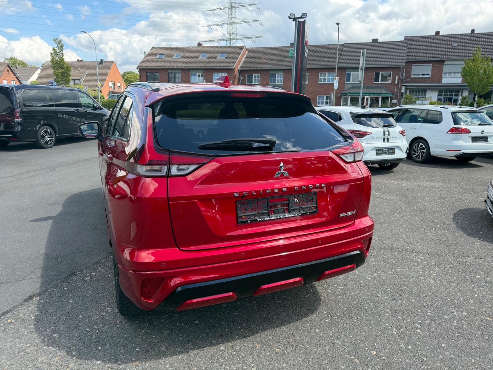 Mitsubishi Eclipse Cross Plus Select Hybrid 4WD