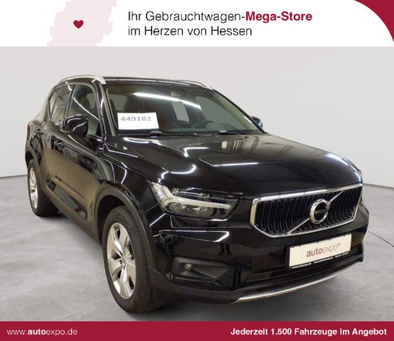 Volvo XC40 D3 AWD A Momentum Pro AHK LEDER NAV