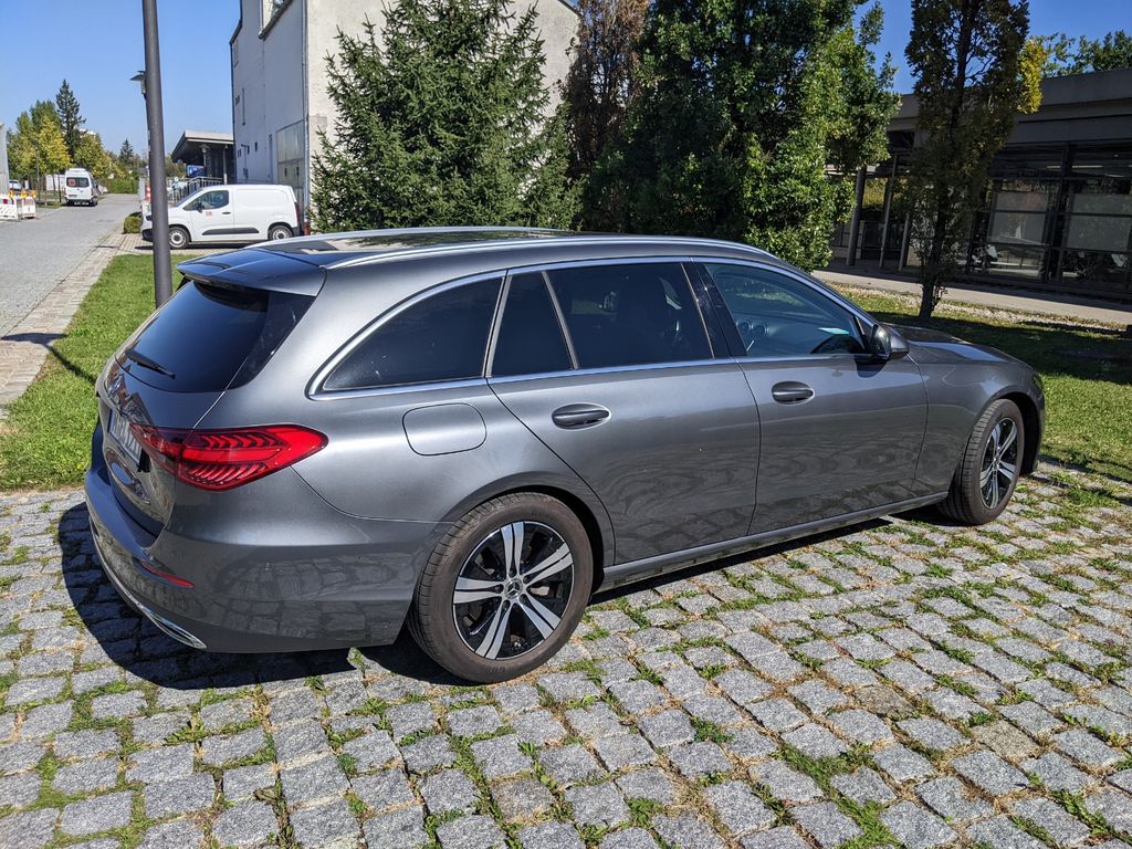 Image of Mercedes-Benz C 180