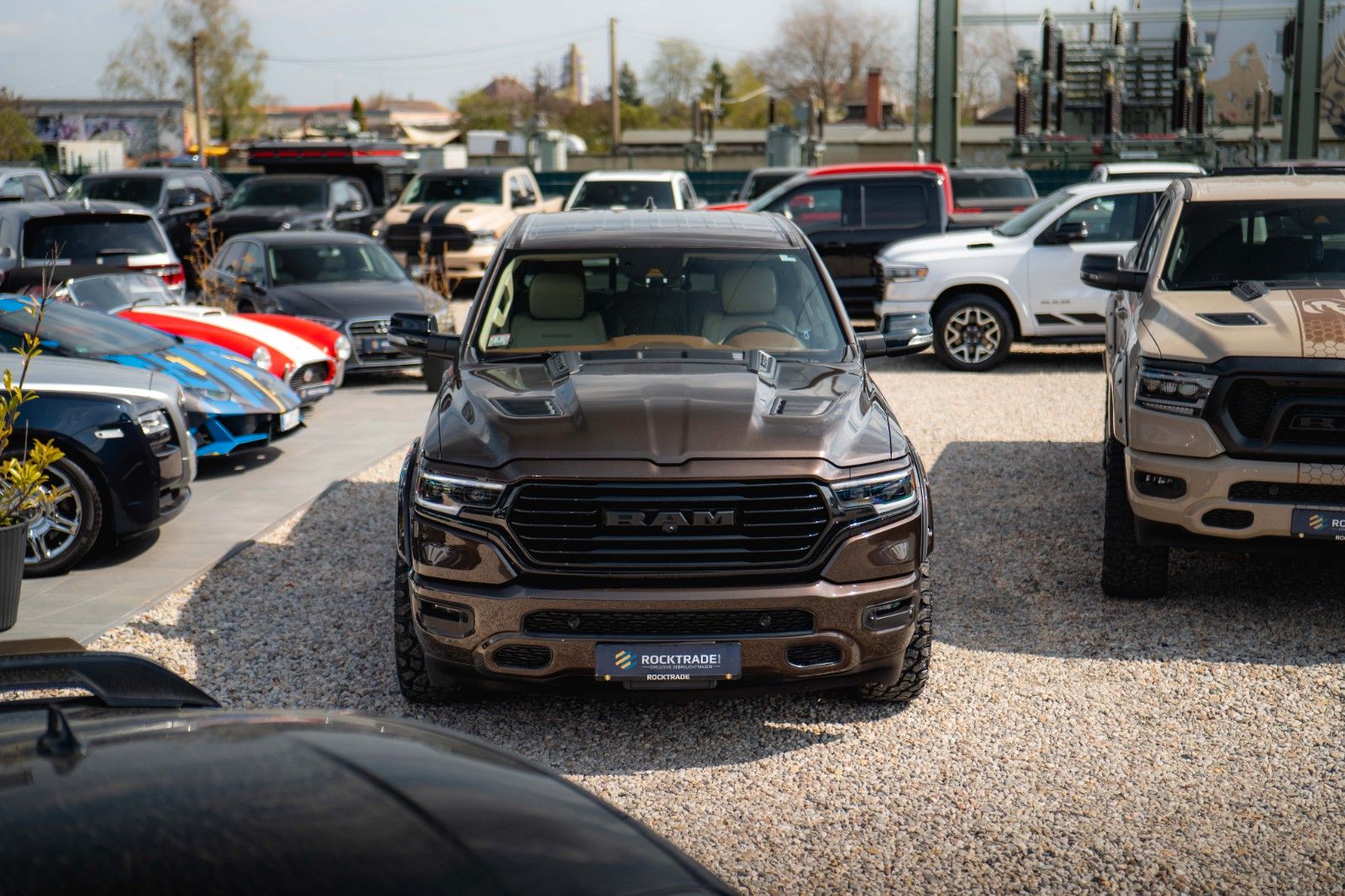 Fahrzeugabbildung Dodge RAM 5.7 V8 HEMI 4x4 LARAMIE Limited Offroad LED