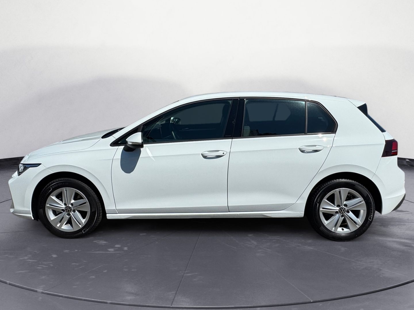 Volkswagen Golf 1.5 eTSI DSG Life LED NAVI KAMERA APP 5J.GA foto 2