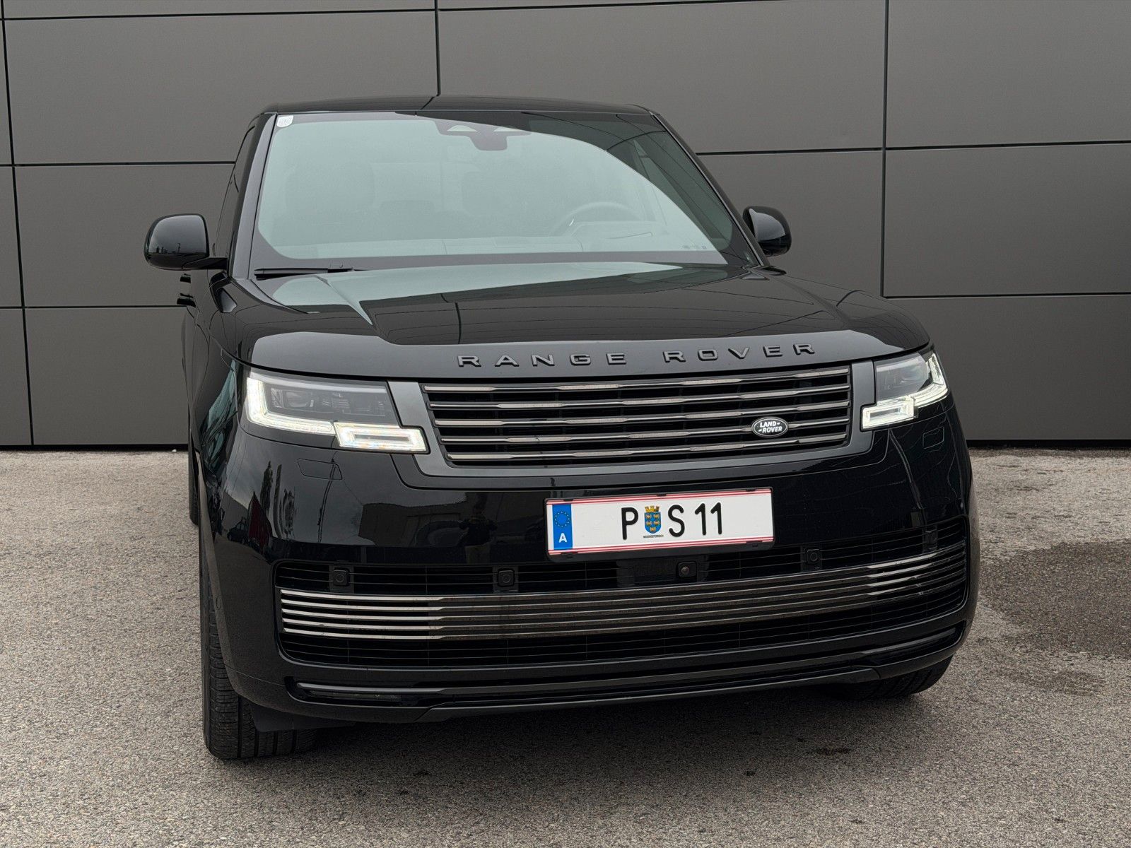 Land Rover Range Rover SV imagem 3