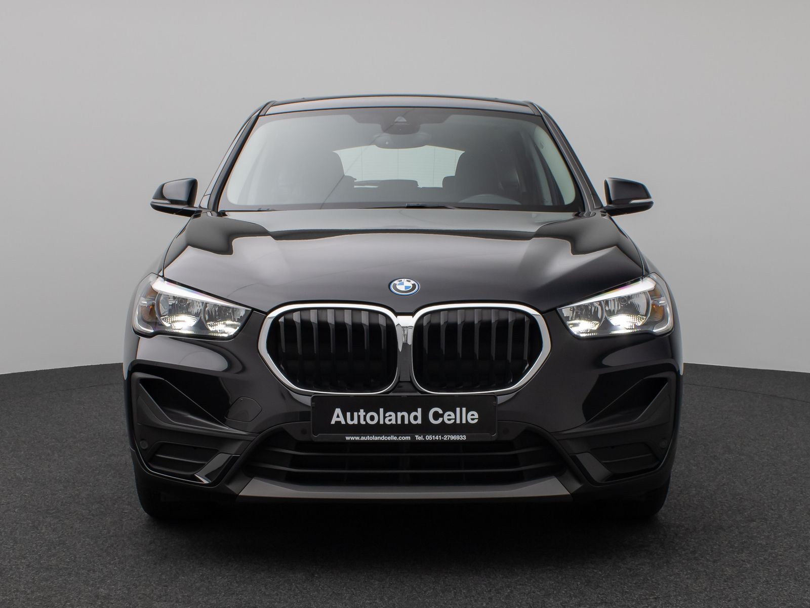 Fahrzeugabbildung BMW X1 xD25e Panorama DAB Navi Parkassistent Sport