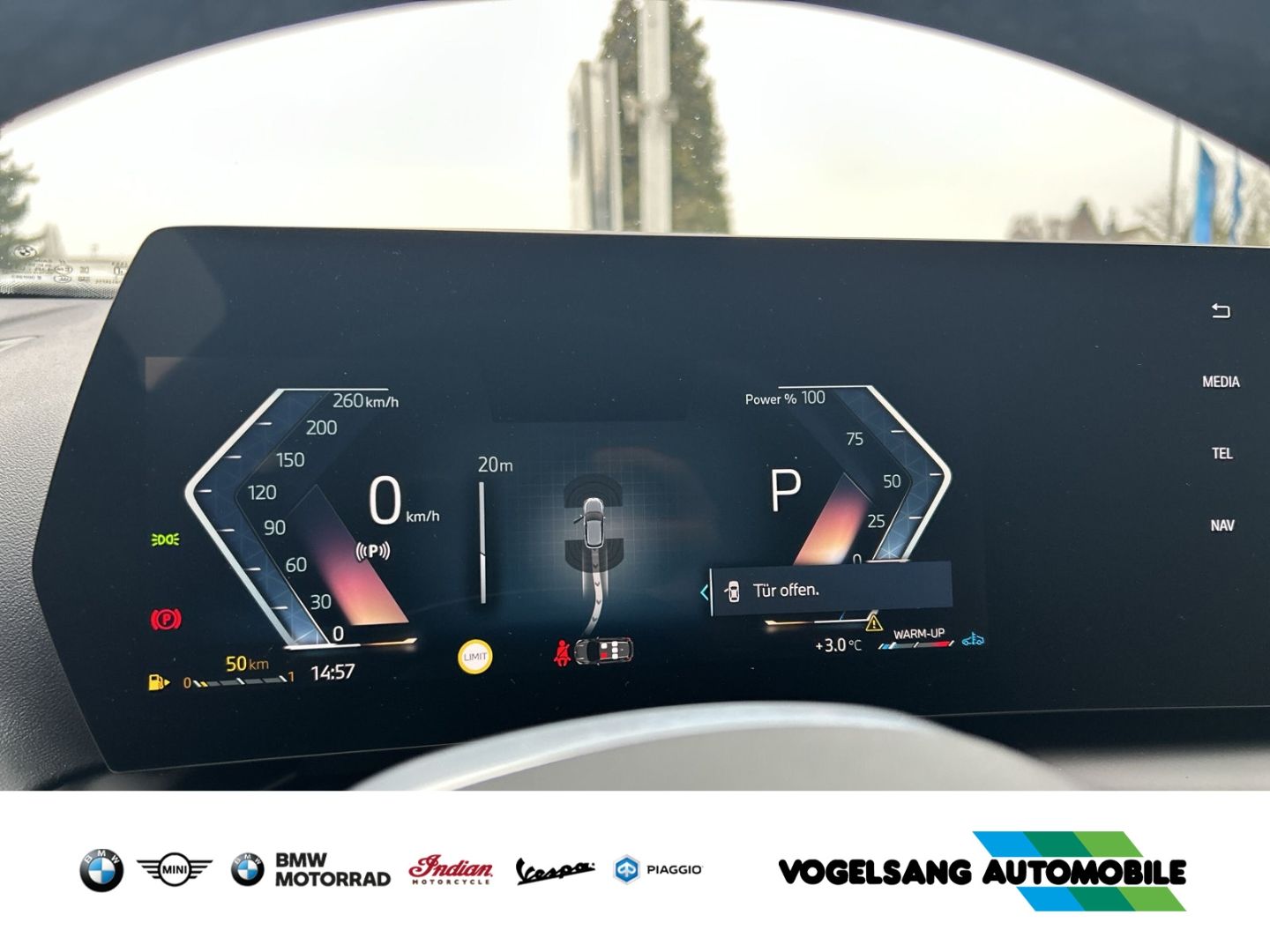 Fahrzeugabbildung BMW 120 iA M Sport Park-Assistent Navi groß Head-Up