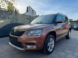 Skoda Yeti Ambition 2.0 TDI 4x4 Temp AHK PDC Shz - Skoda: Orange