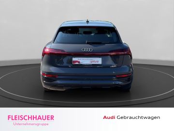 Audi Q8 e-tron - 5