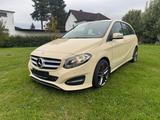 Mercedes-Benz B 200 B -Klasse B 200 CDI / d 4Matic Taxi - mit Diesel-Antrieb: Beige, Limousine