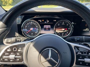 Mercedes E 220 - 7