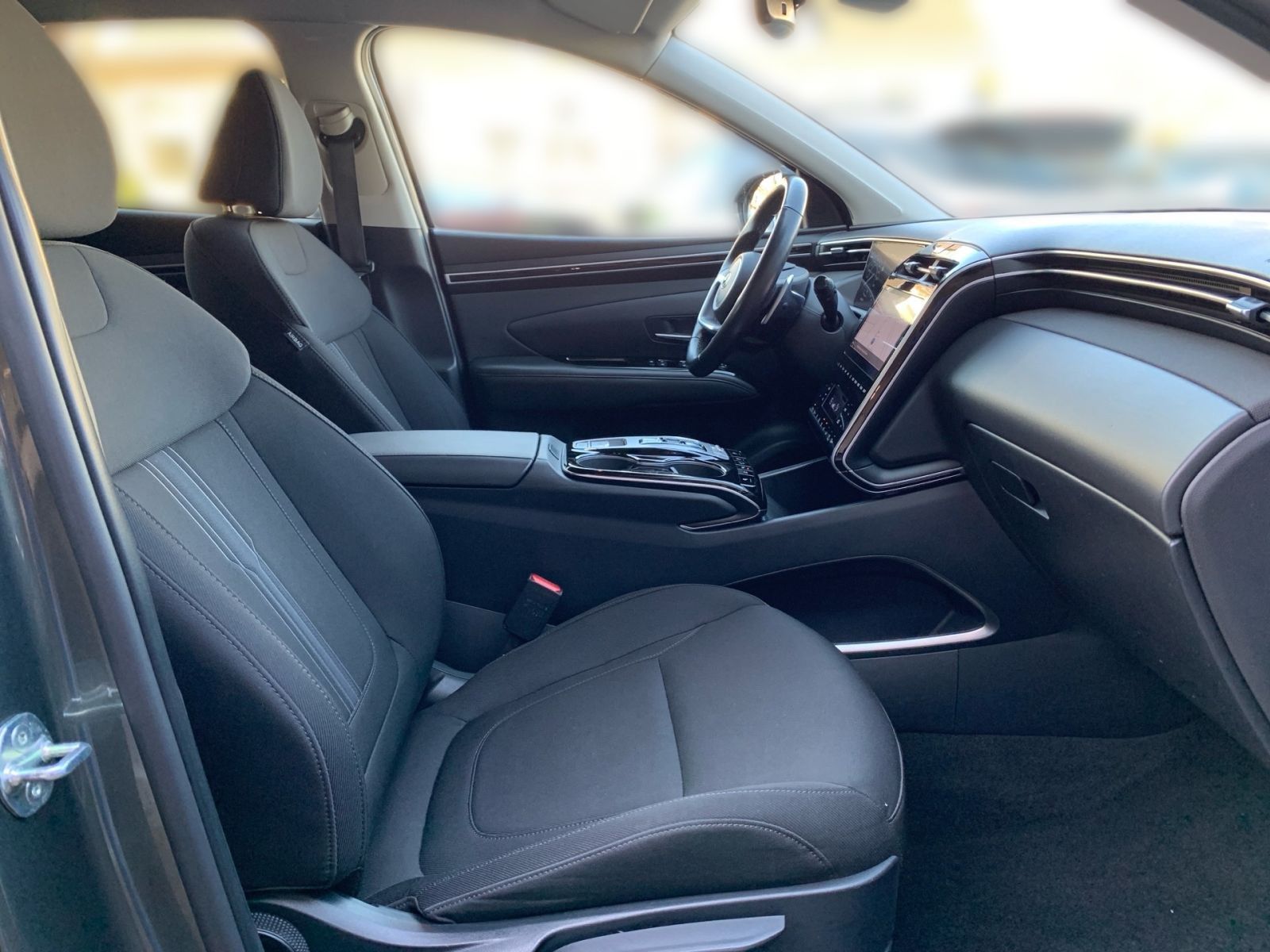 Fahrzeugabbildung Hyundai TUCSON 1.6 T-GDI Trend Hybrid AHK Krell el.HK As