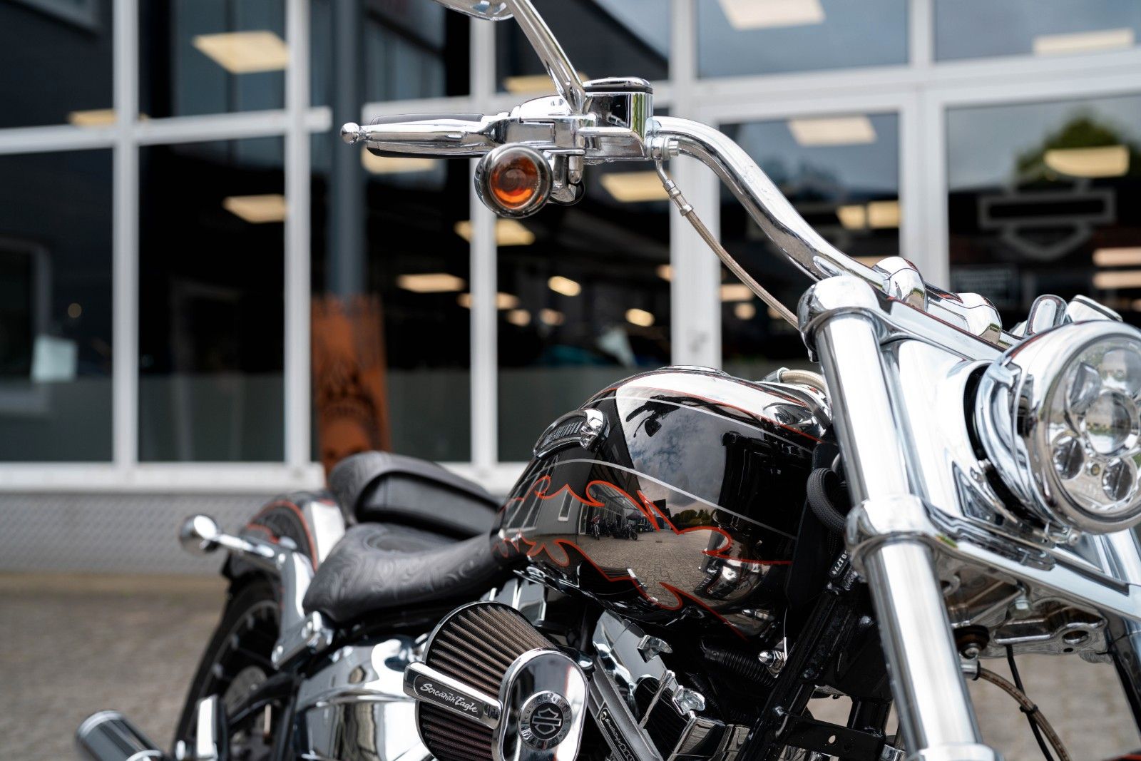 Fahrzeugabbildung Harley-Davidson FXSBSE CVO Breakout 110 cui - Twin Cam - Jekill
