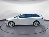 Skoda Octavia Combi 2.0 TDI Style *AHK*INFOTAINMENT CO - Skoda Octavia mit Diesel-Antrieb: Head-Up Display