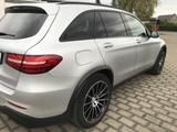 Mercedes-Benz GLC 43 AMG,  AHK, 8 x Alu mit SR/WR, Distronic  - silberne Mercedes-Benz GLC-Klasse