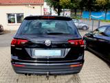 Volkswagen Tiguan Sound BMTStart-Stopp DSG AHK Allwetter - VW Tiguan Gebrauchtwagen in Duisburg